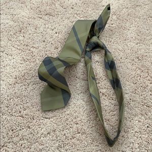 Burberry tie